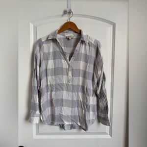 LOFT Outlet Gray Plaid Henley Flannel